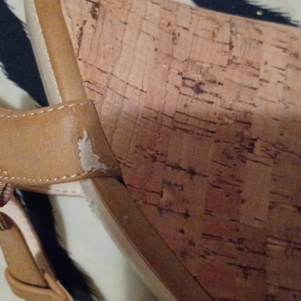 >  Michael Shannon Tan Strappy Sandals - Picture 6 of 7